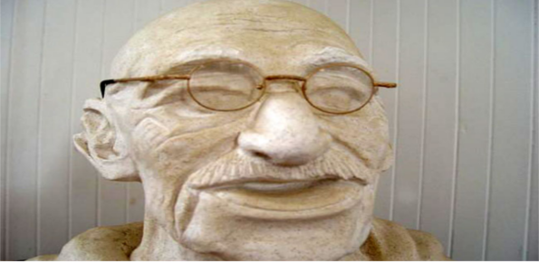 statue-of-Gandhi-1